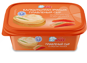 Албырт дәмі бар балқытылған ірімшік